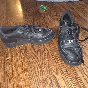 Black Nike Air force 1